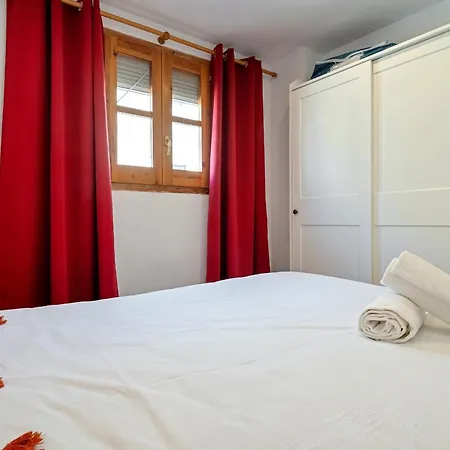 Clauhomes Ferrers *